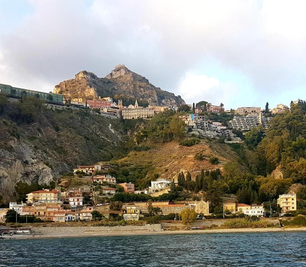 Blue Lagune Taormina Mare Exterior photo