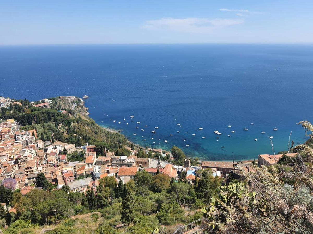 Blue Lagune Taormina Mare Exterior photo