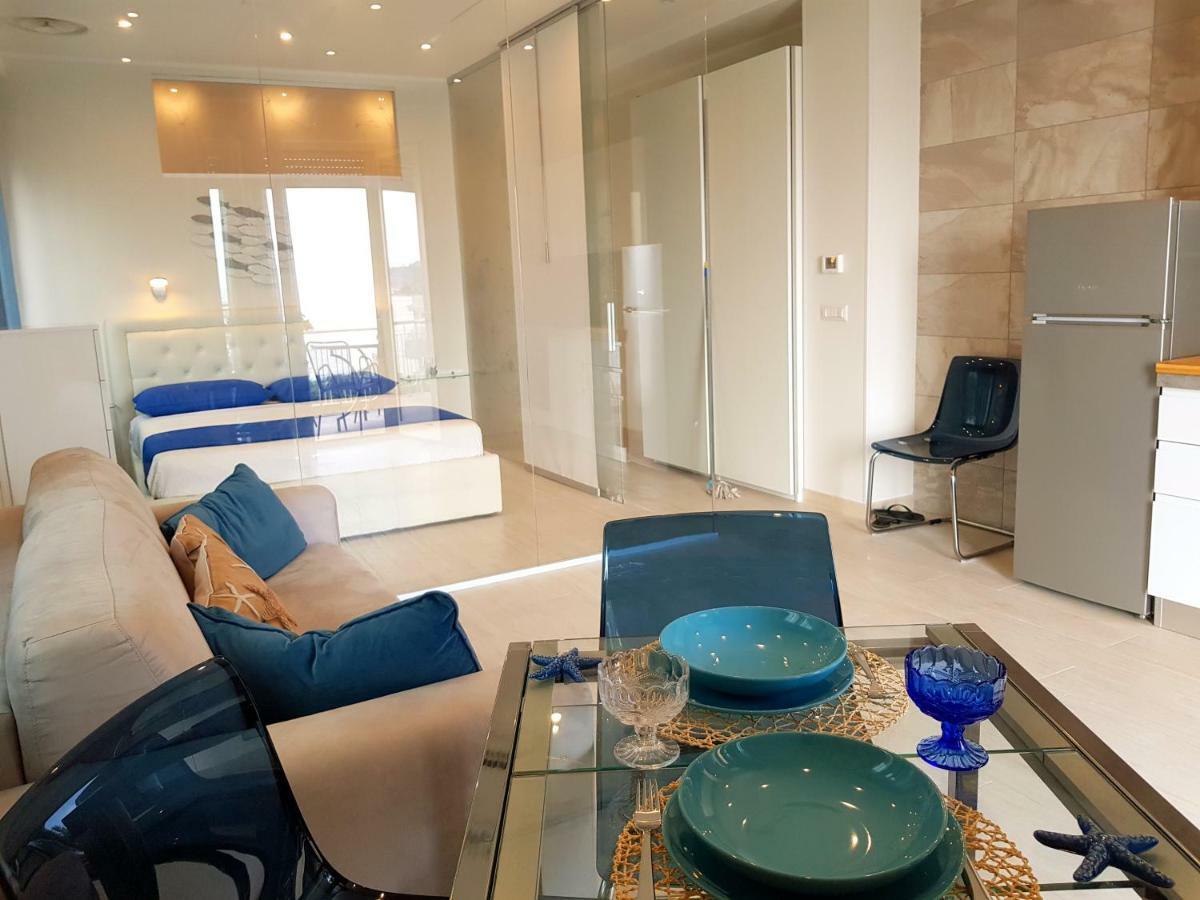 Blue Lagune Taormina Mare Exterior photo